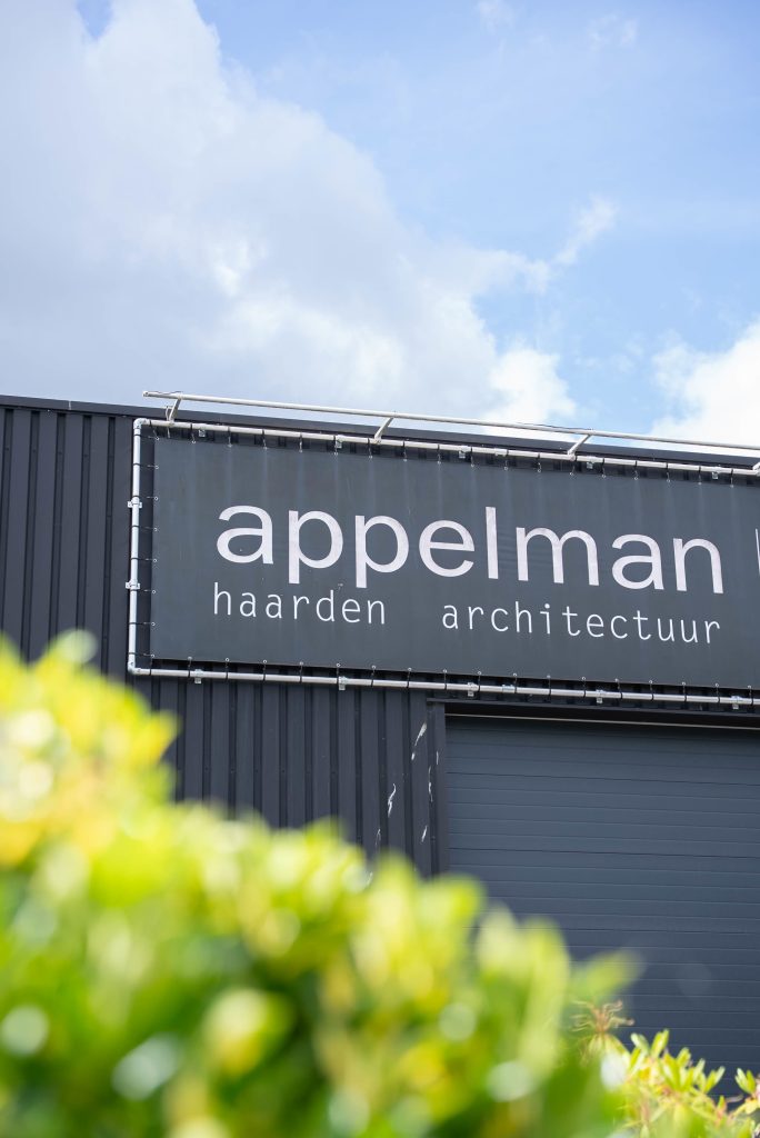 Gevelbelettering van Appelman Haarden Architectuur