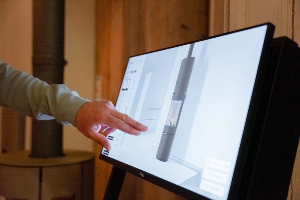 Digitale haardconfigurator in de showroom